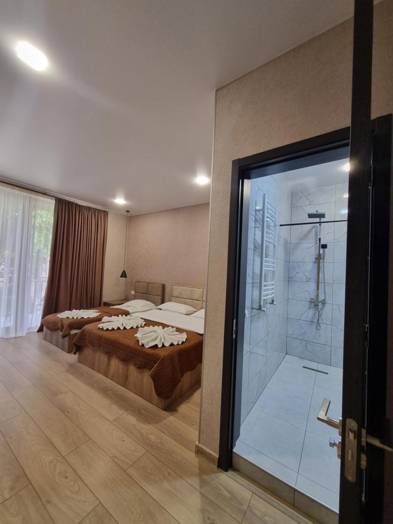 Hotel Sweet Night Kazbegi Quarto foto