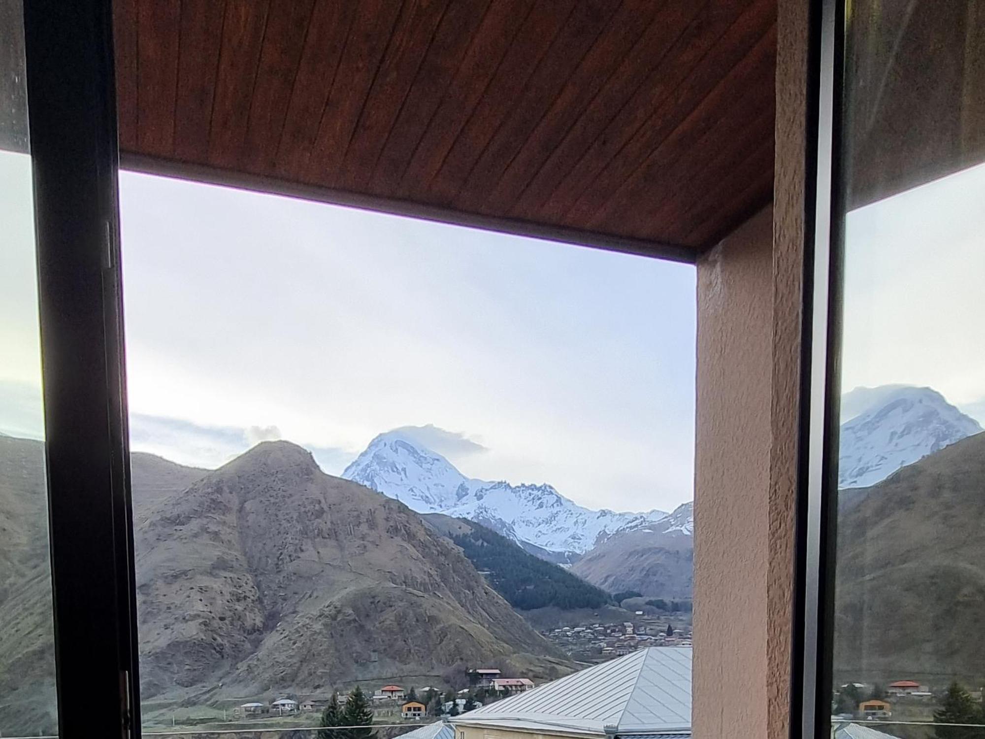 Hotel Sweet Night Kazbegi Quarto foto